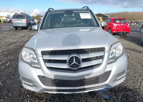 2015 Mercedes-Benz Glk 350 4Matic z USA, uszkodzony, nr VIN WDCGG8JB0FG369928